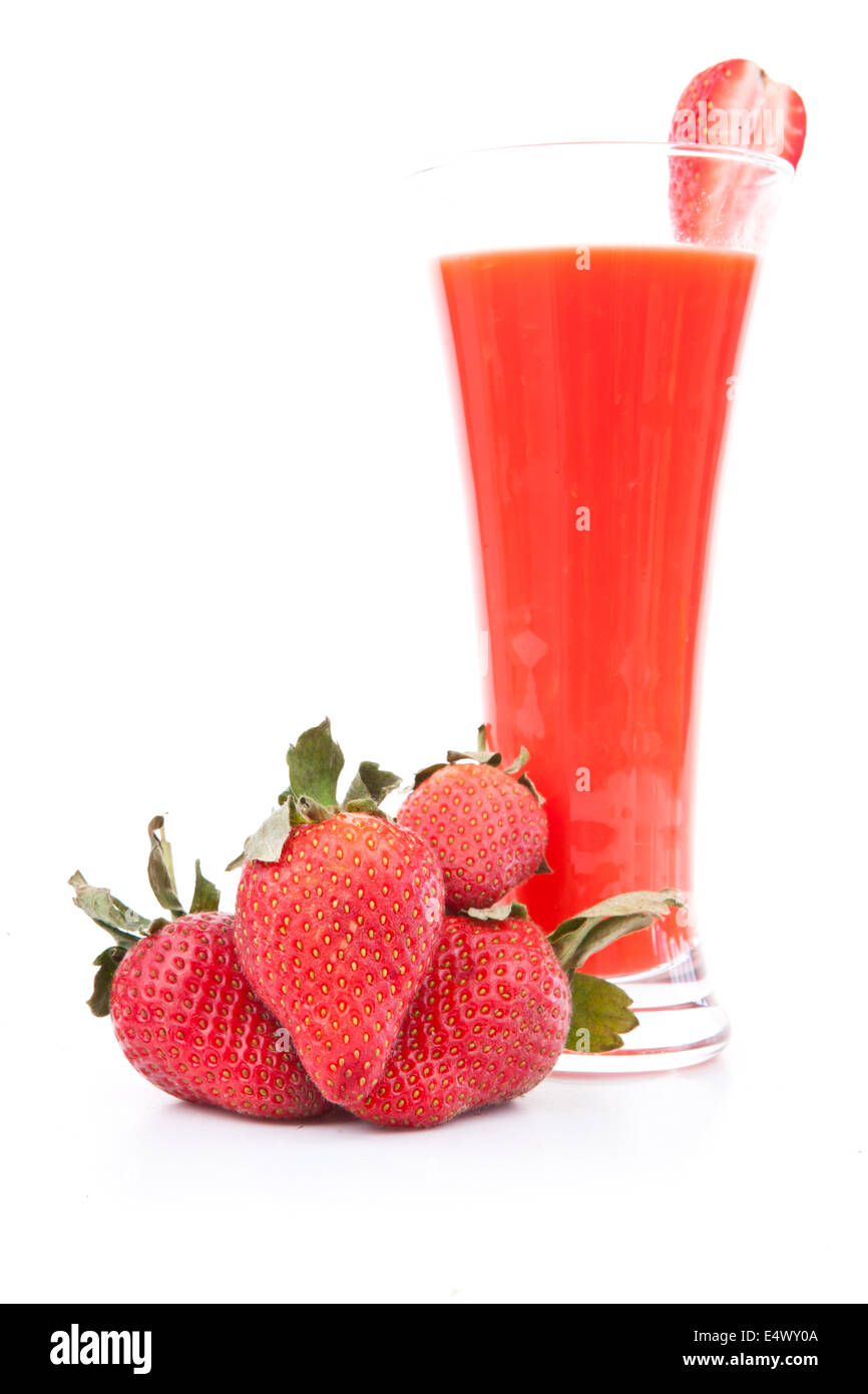 Strawberries in front full hi-res stock photography and images - Alamy