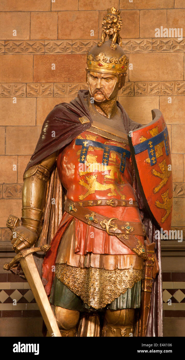 Statue of King Richard the Lionheart at Manchester Town Hall UK. Stock Photo