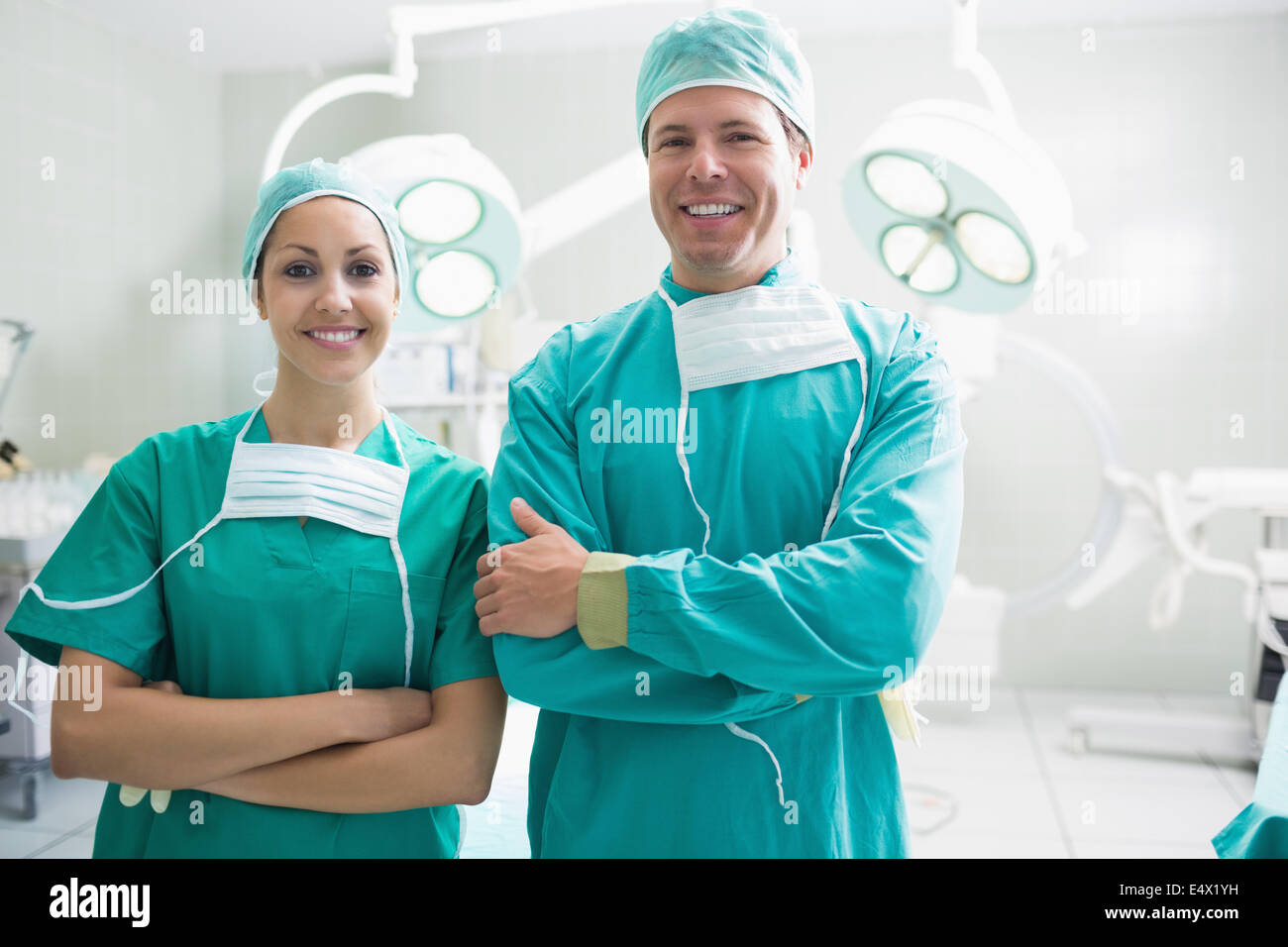 Surgery Look In Male female surgeons looking hi-res stock photography and images - Alamy
