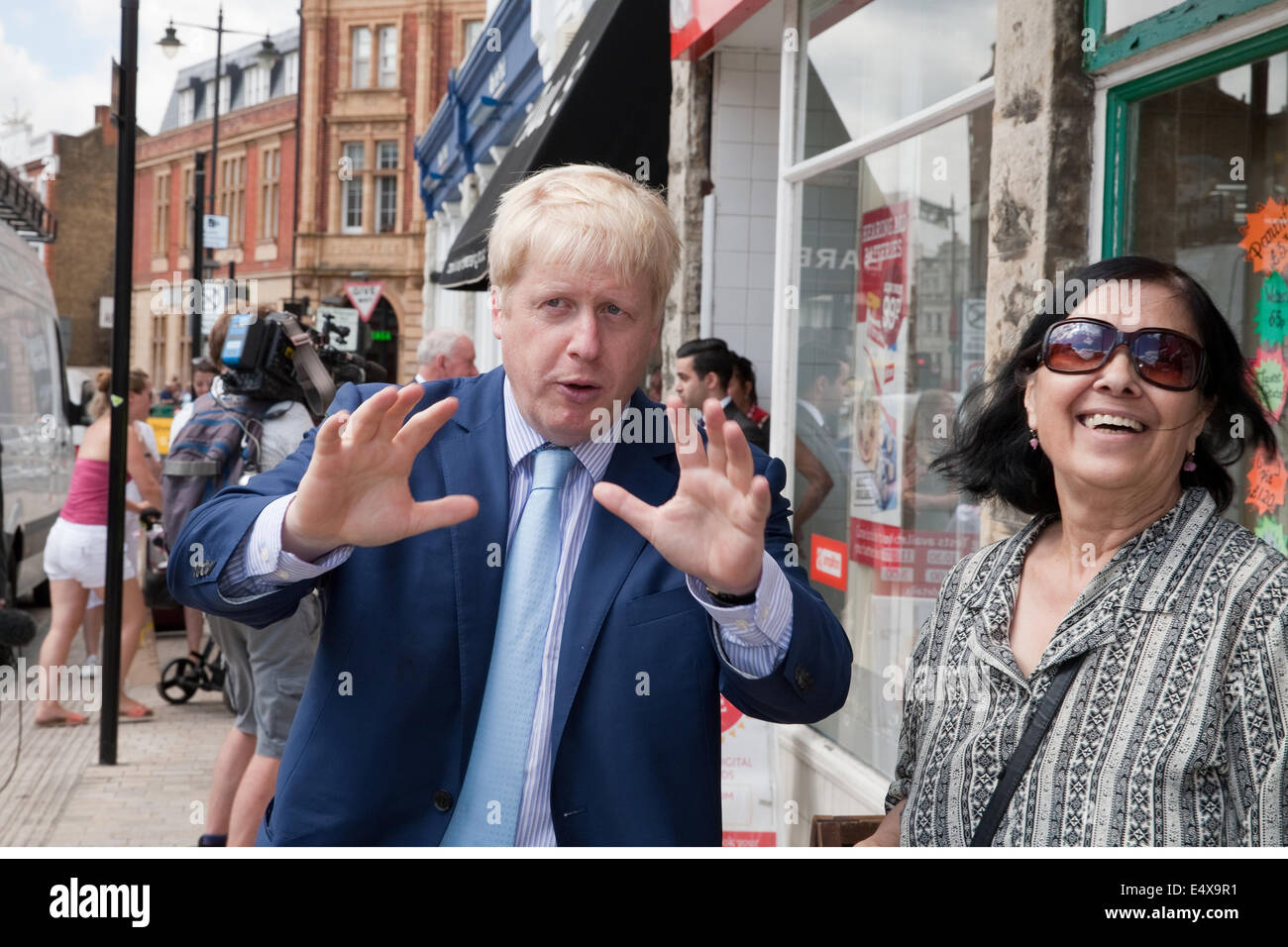 Bromley, Kent, UK. 17th July, 2014.London Mayor,Boris Johnson,chats to locals on a visit to Bromley to launch action for high streets plan Credit: Keith Larby/Alamy live News Stock Photo