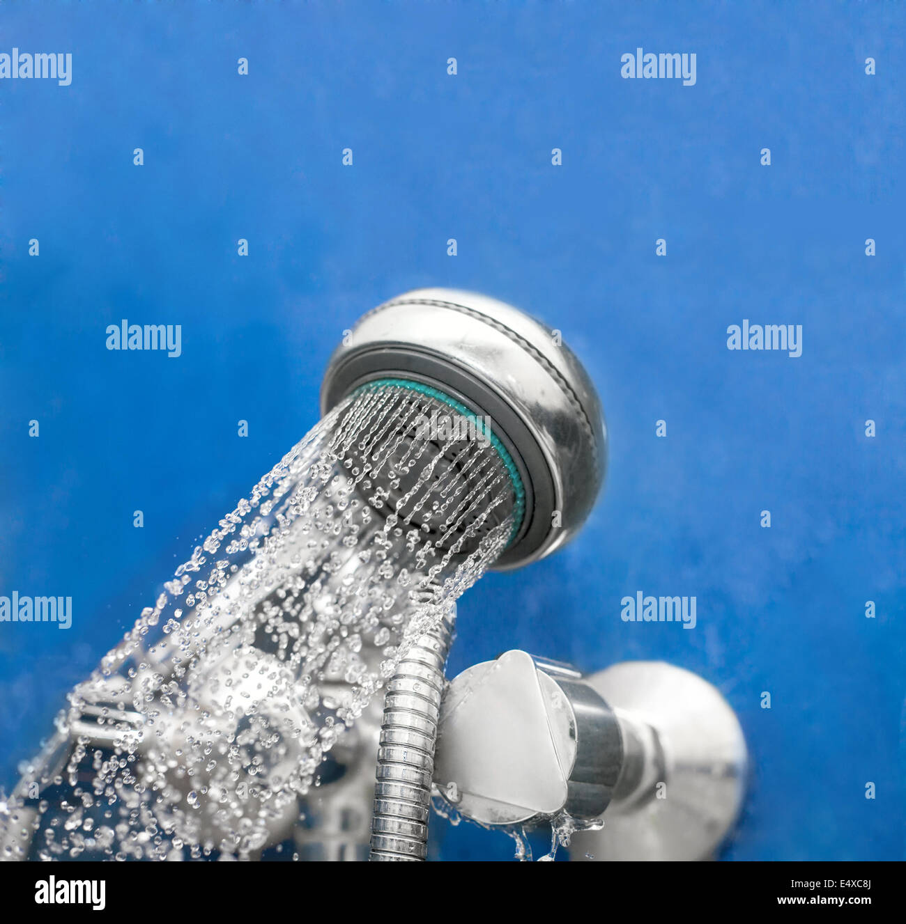 Shower head handle hires stock photography and images Alamy