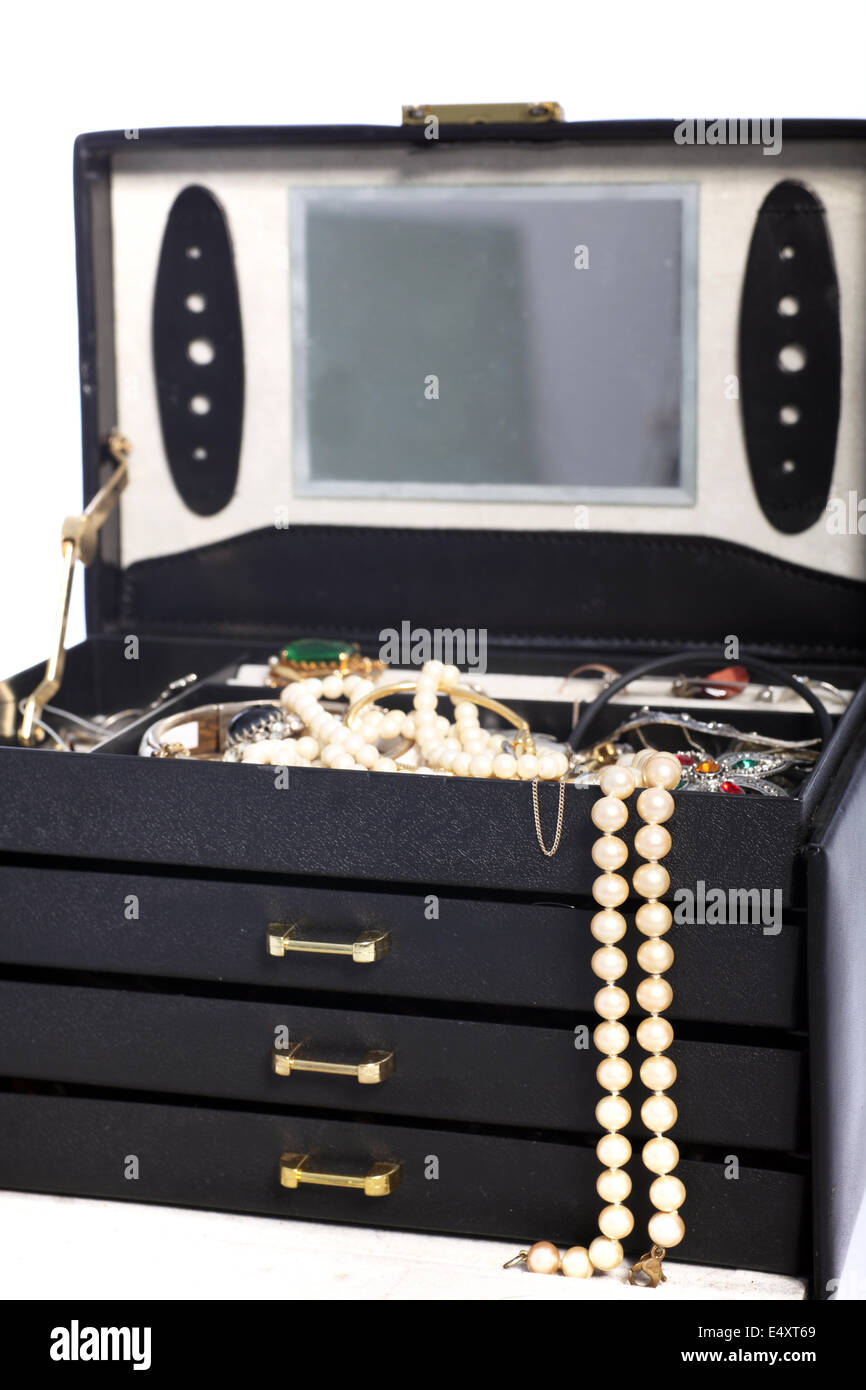 Open jewellery box with pearls Stock Photo