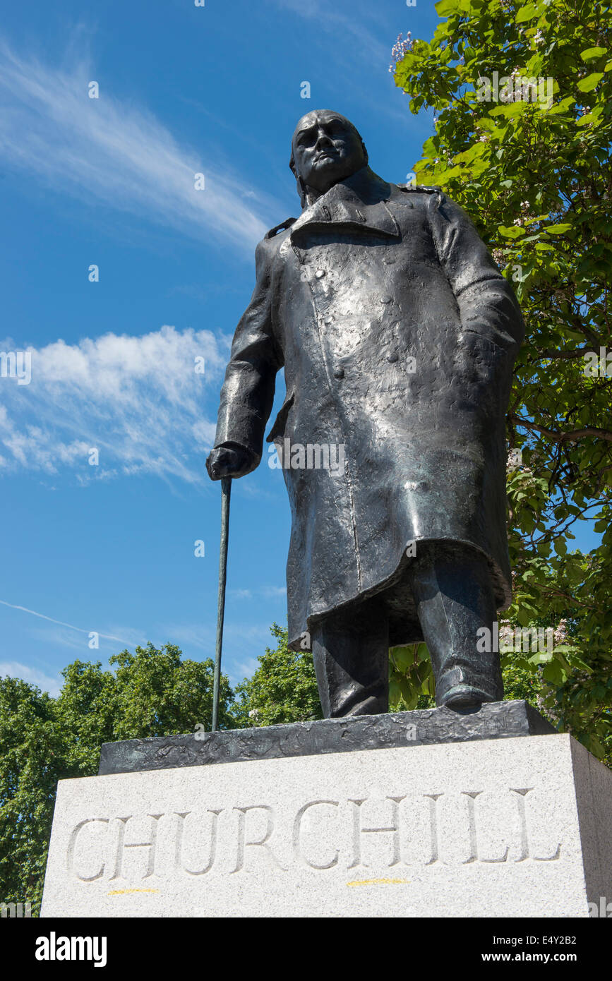 Winston Churchill Statue in London England UK Stock Photo Alamy