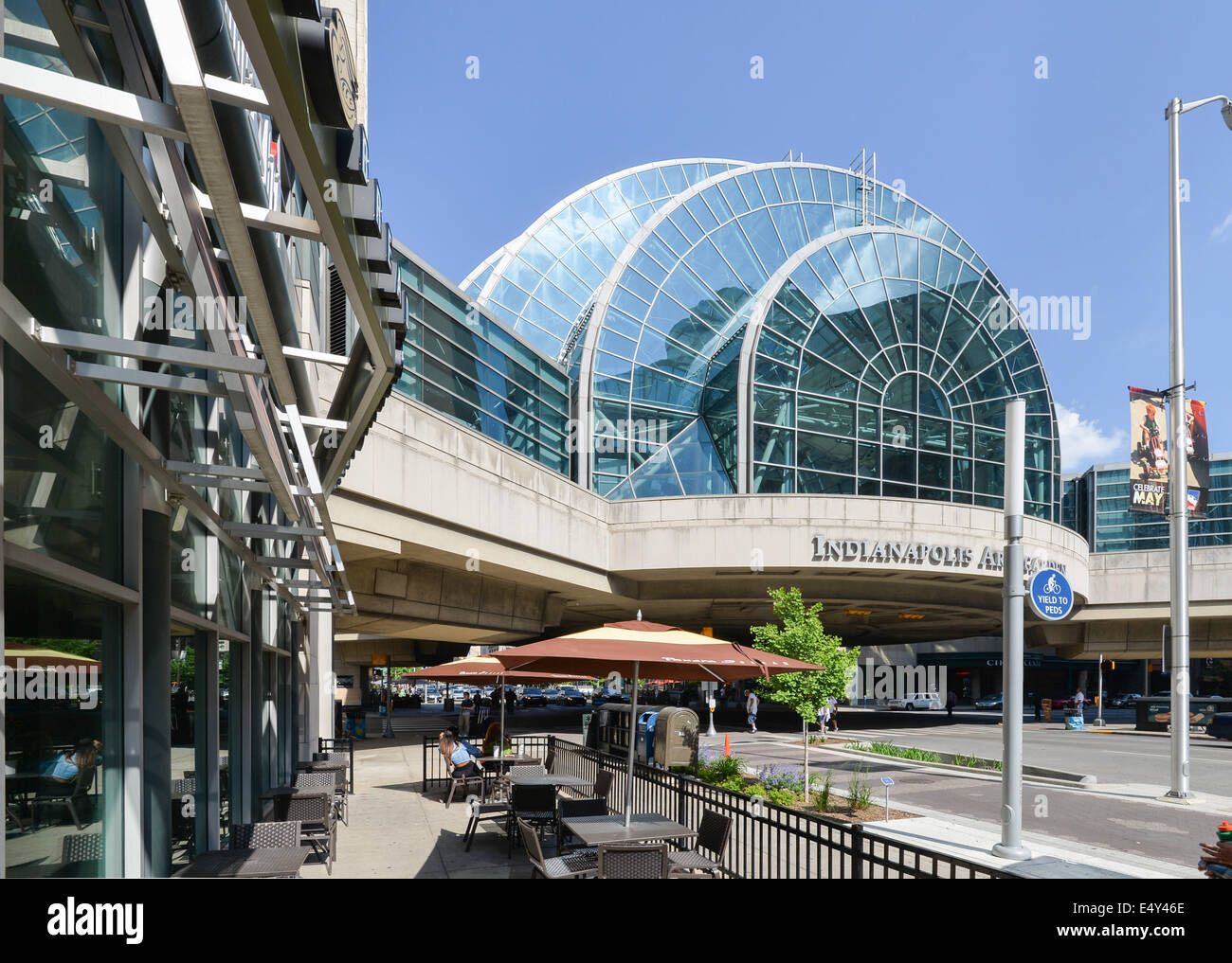 Circle Centre shopping mall in downtown Indianapolis. Indiana, USA Stock  Photo - Alamy