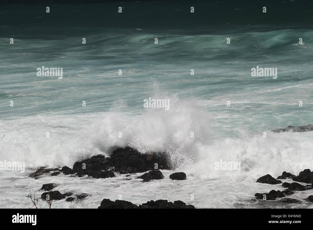 Splashing Ocean Wave Stock Photo - Alamy