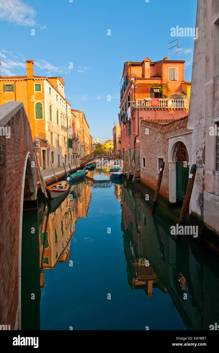 Unusual vacations hi-res stock photography and images - Alamy