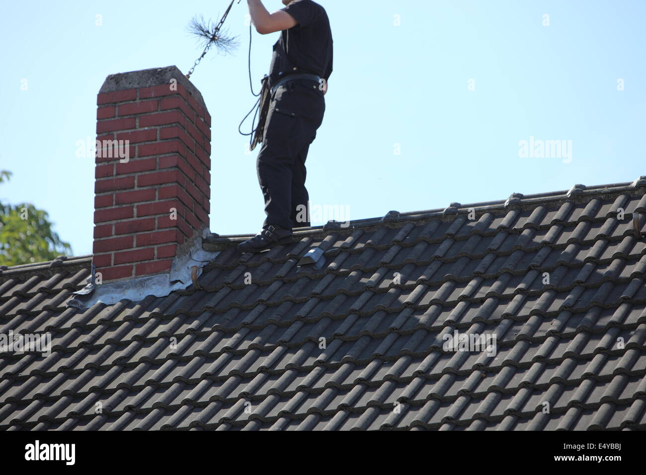 Sweeping roof hires stock photography and images Alamy