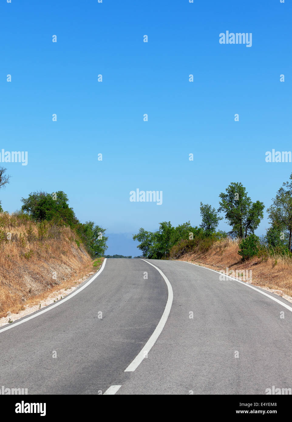 Tarred Road High Resolution Stock Photography and Images Alamy
