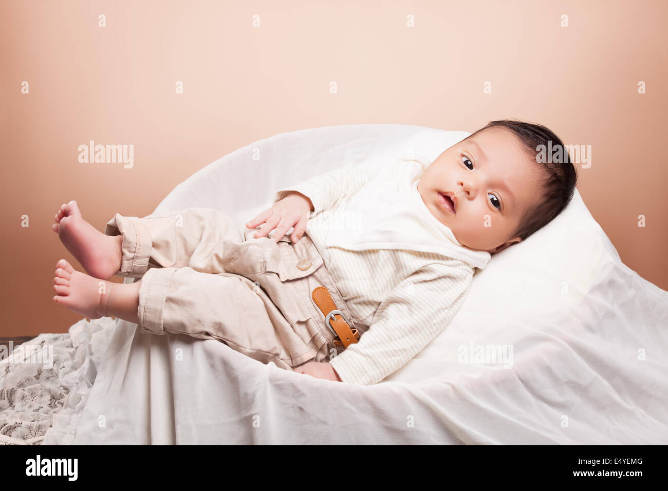 Girl newborn hi-res stock photography and images - Alamy