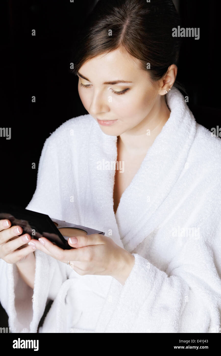 One young woman hand mirror hi-res stock photography and images - Alamy