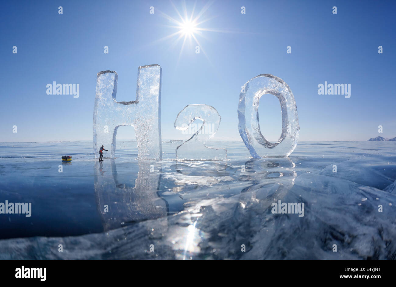 Chemical formula of water H2O Stock Photo - Alamy