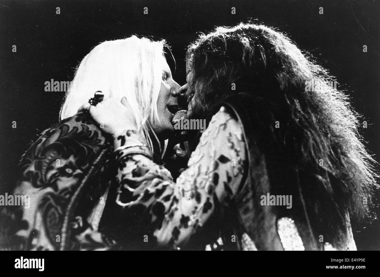 Johnny Winter, an American blues rock guitarist, known for his slide-guitar solos, was found dead in a hotel room outside Zurich. He was 70. PICTURED: Date unknown - JANIS JOPLIN with JOHNNY WINTER. Credit:  Globe Photos/ZUMAPRESS.com/Alamy Live News Stock Photo