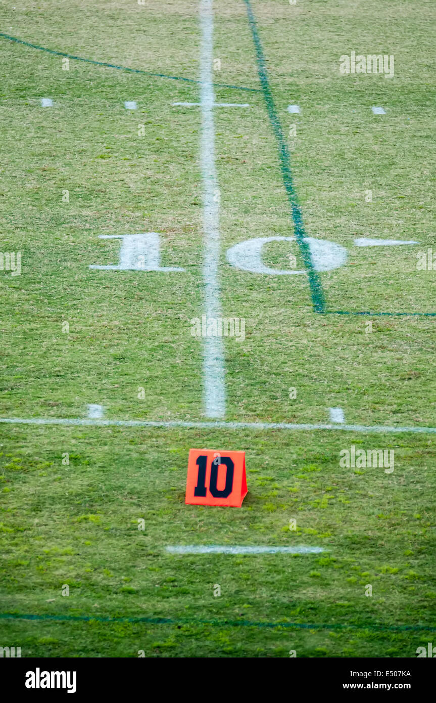Ten yard hi-res stock photography and images - Alamy