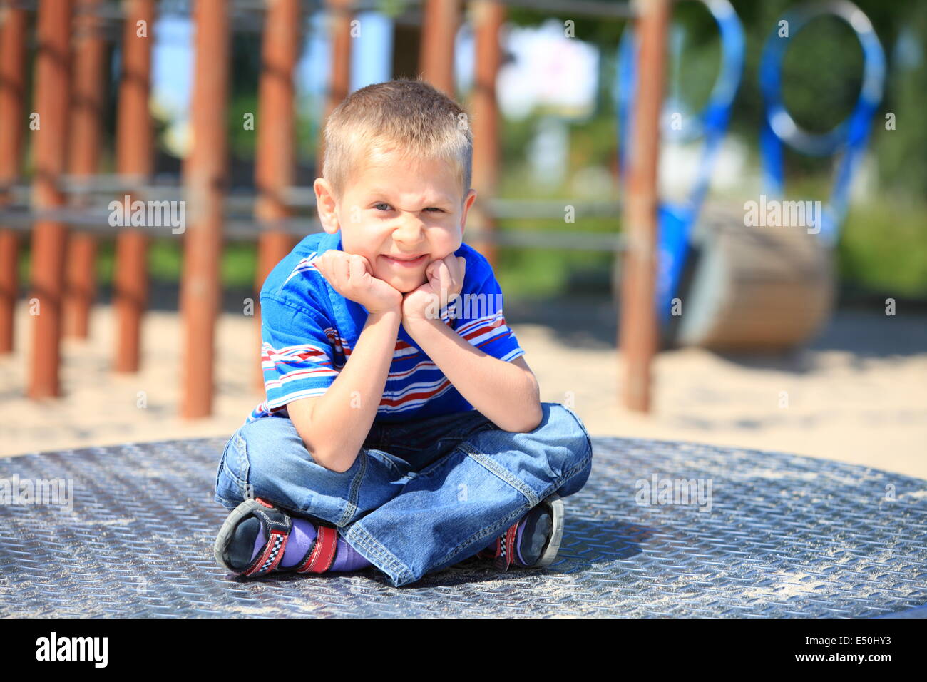 Цитаты о советском детстве. Плохо помню детство. Помнишь свое детство. Плохо помню детство. Я фломастер спирт.