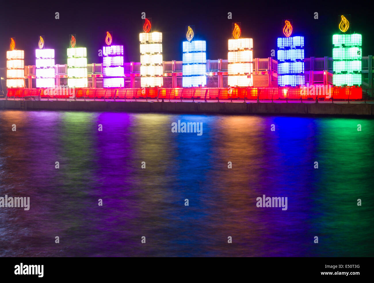 Hanukkah lights hires stock photography and images Alamy