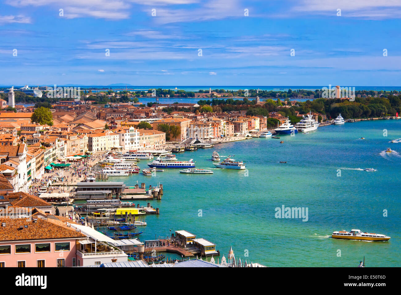 Venice city famous cathedral hi-res stock photography and images - Alamy