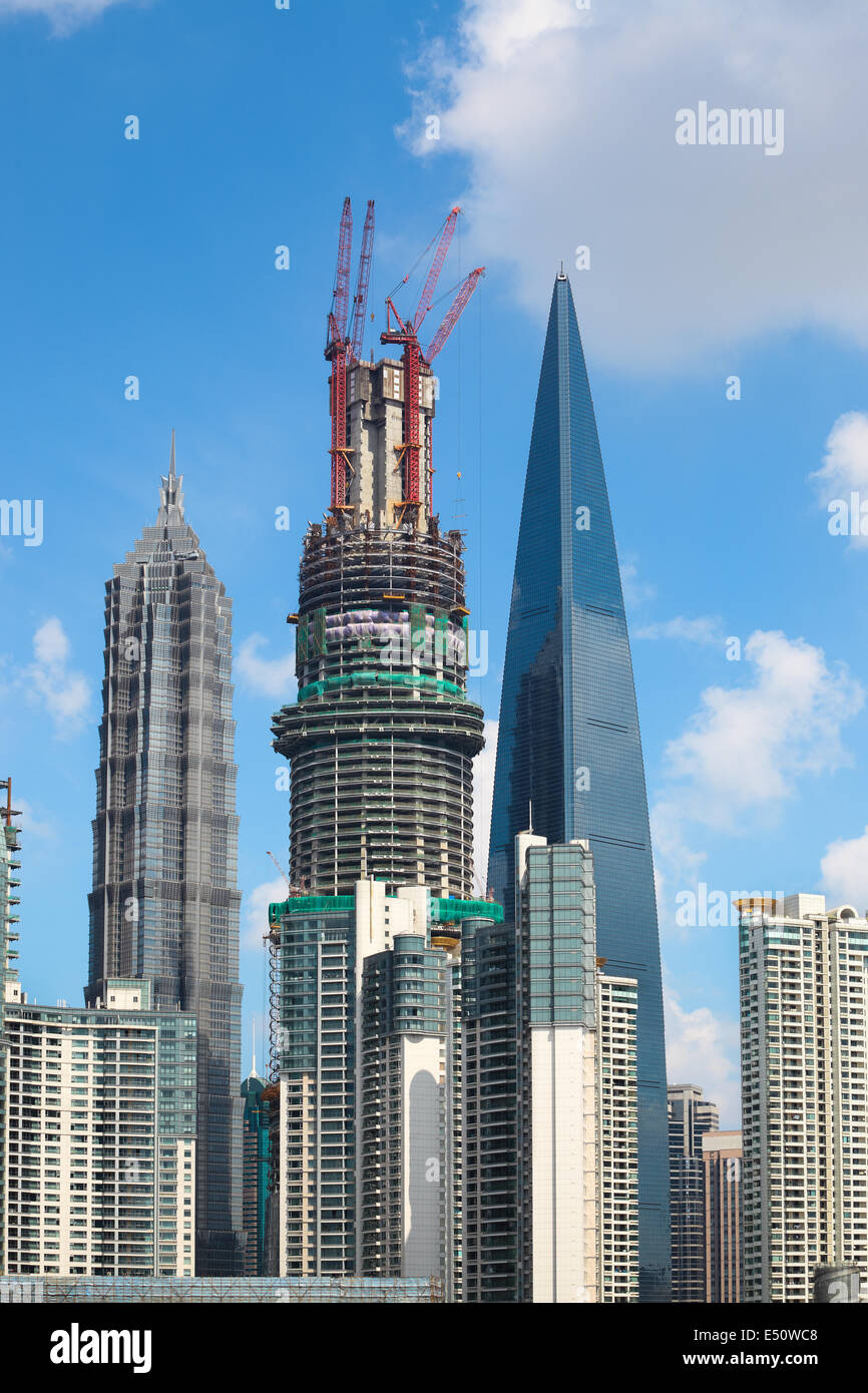 Highrise hi-res stock photography and images - Alamy