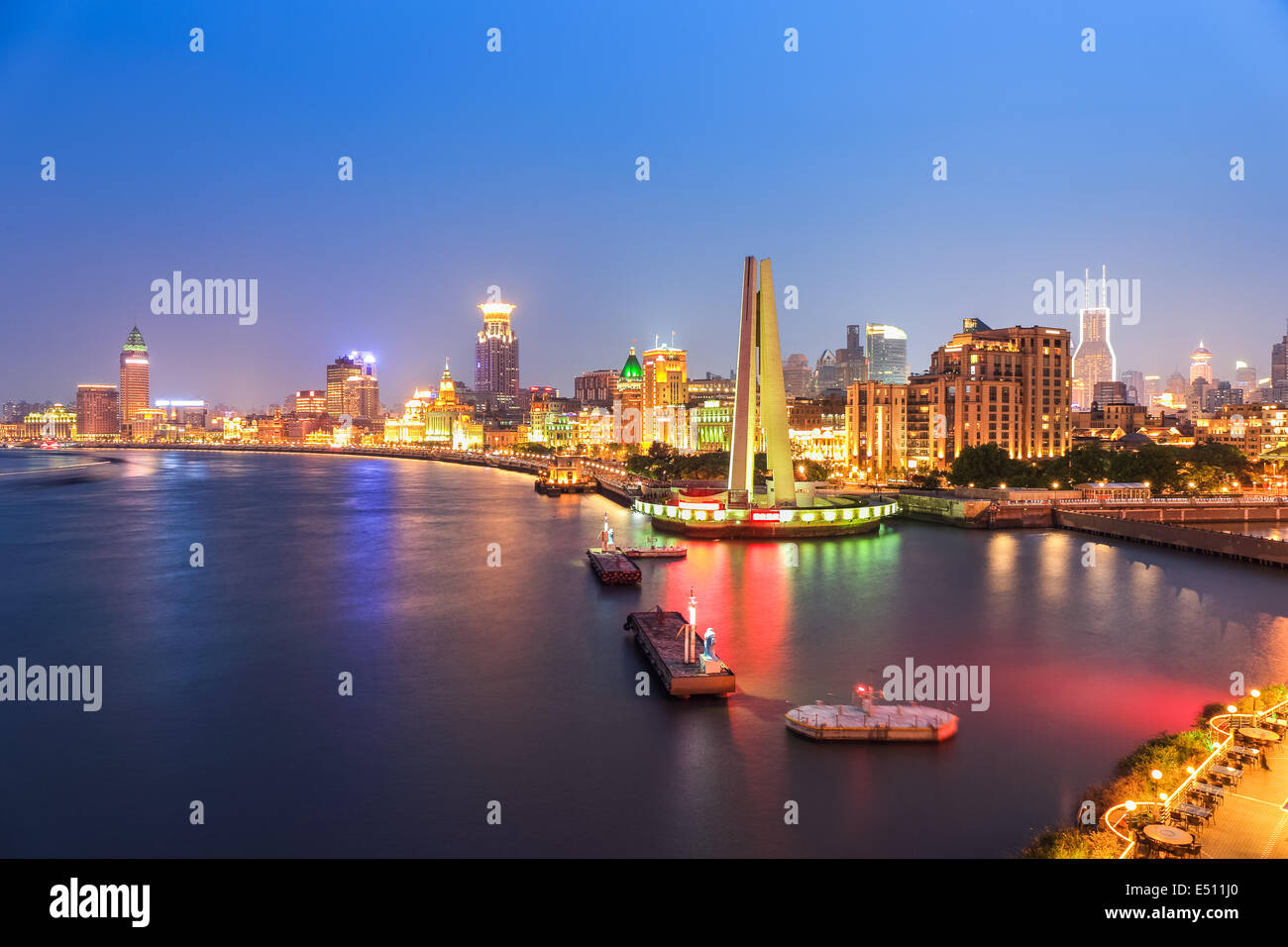 Shanghai night the bund hi-res stock photography and images - Alamy