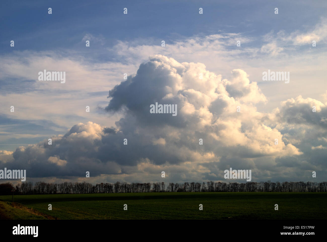 View of a beautiful sunset sky Stock Photo - Alamy