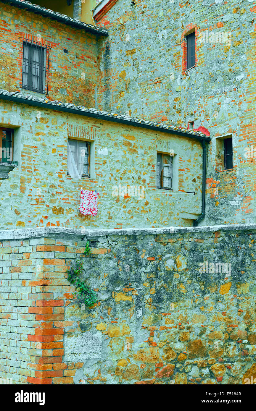 Rust facade hi-res stock photography and images - Alamy