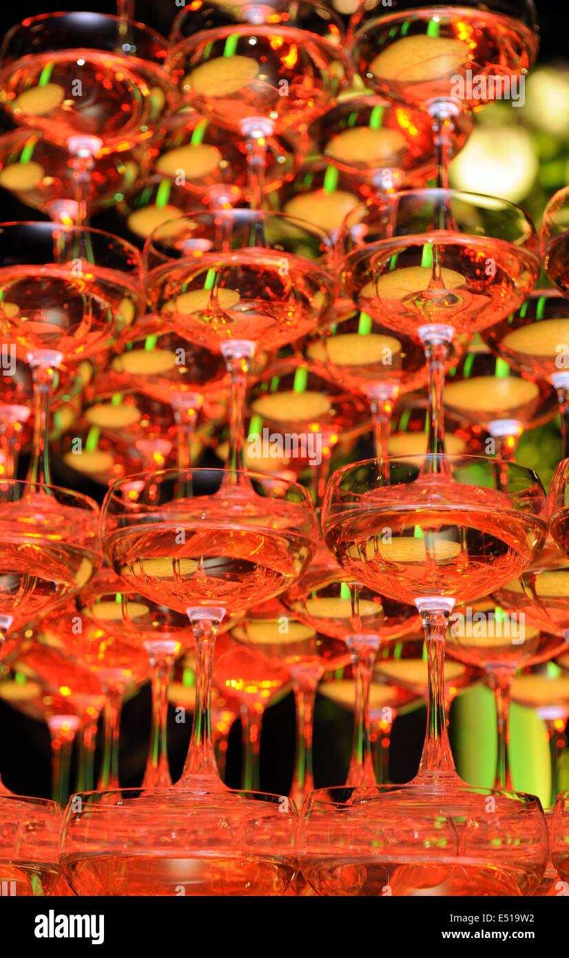 Pyramid of champagne glasses Stock Photo Alamy