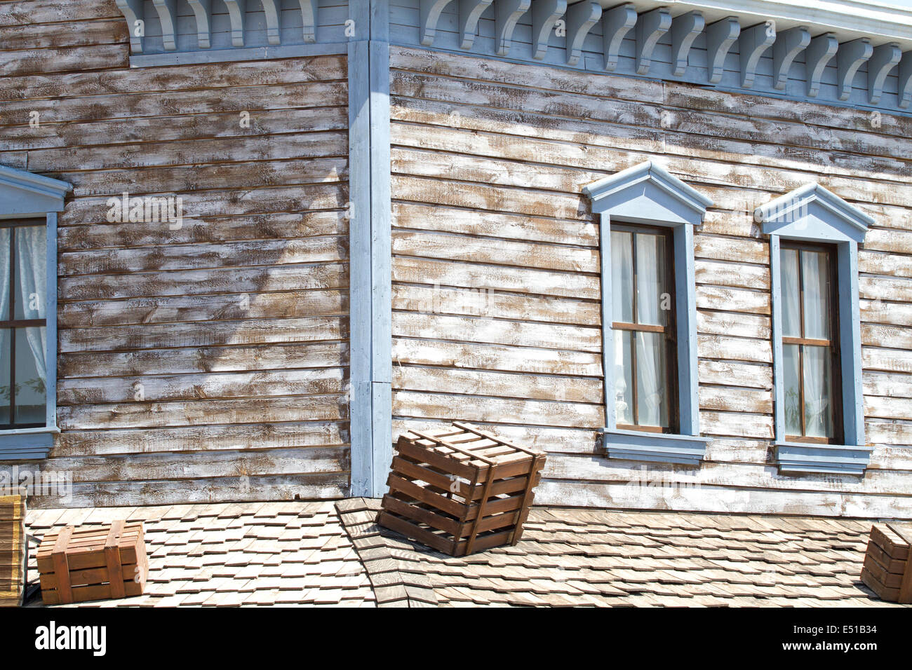 Old Ranch Texture Wood frame ranch style house hi-res stock photography and images - Alamy