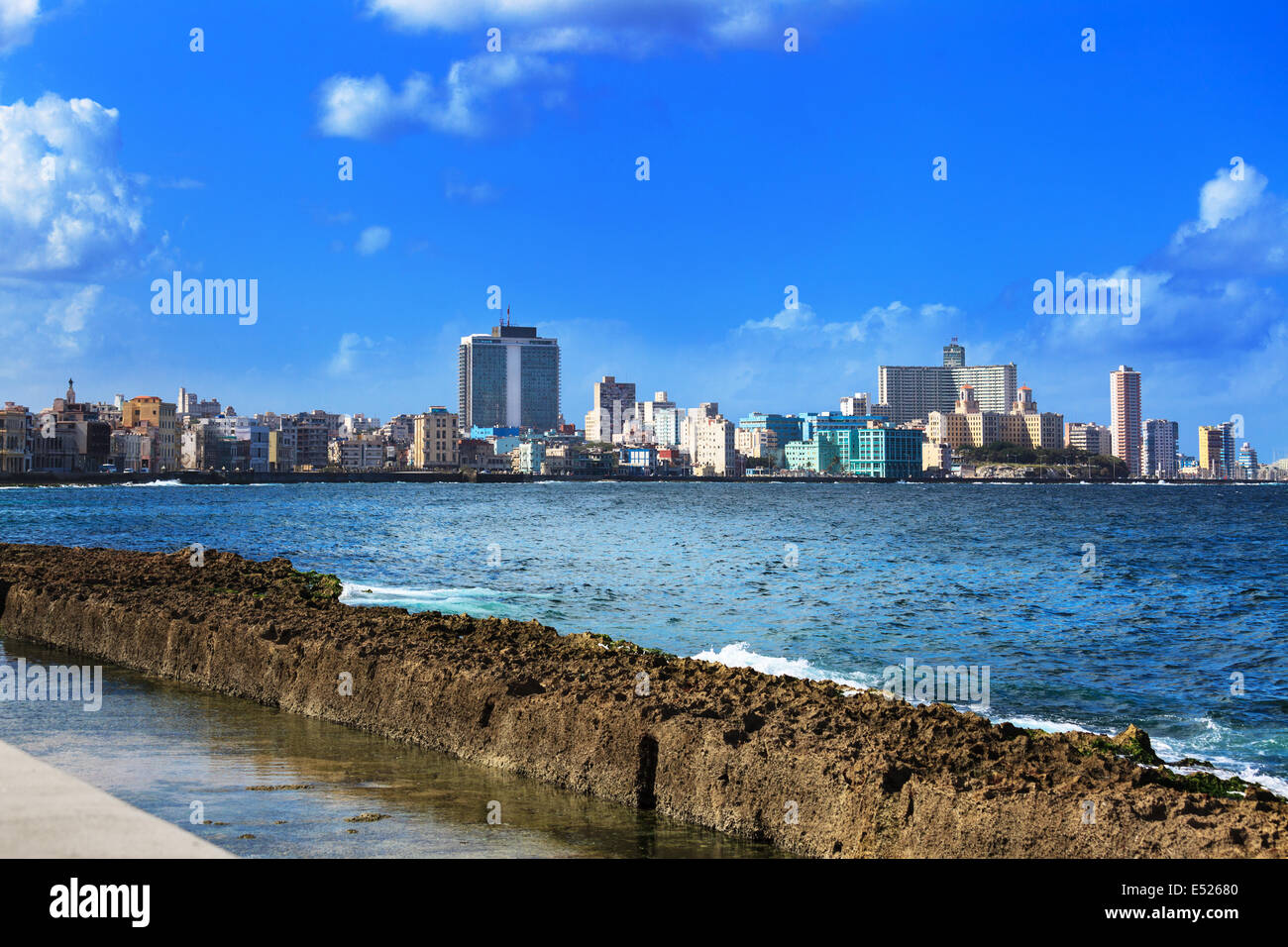 Sunny day beautiful hi-res stock photography and images - Alamy