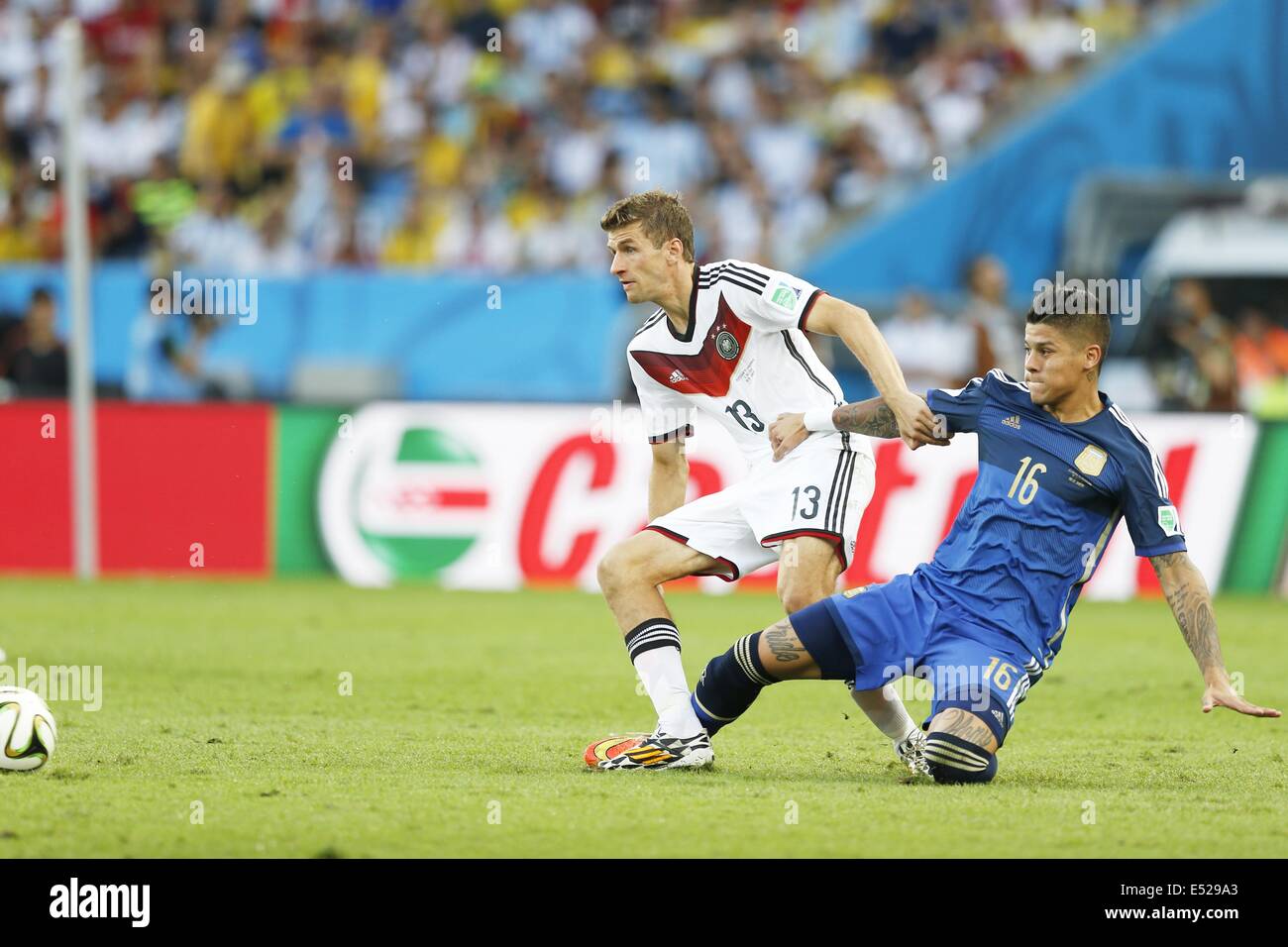 (L-R) Thomas Mueller (GER), Marcos Rojo (ARG), JULY 13, 2014 - Football / Soccer : FIFA World Cup Brazil 2014 Final match  between Germany and Argentina at the Maracana stadium in Rio de Janeiro,  Brazil. (Photo by AFLO) Stock Photo