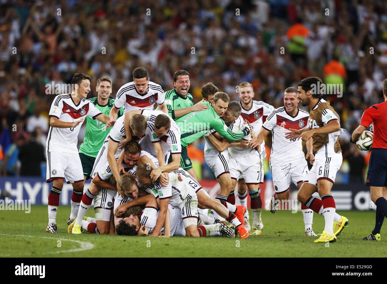 Germany team group (GER), JULY 13, 2014 - Football / Soccer : Germany players celebrate after winning FIFA World Cup Brazil 2014 Final match  between Germany and Argentina at the Maracana stadium in Rio de Janeiro,  Brazil. (Photo by AFLO) Stock Photo