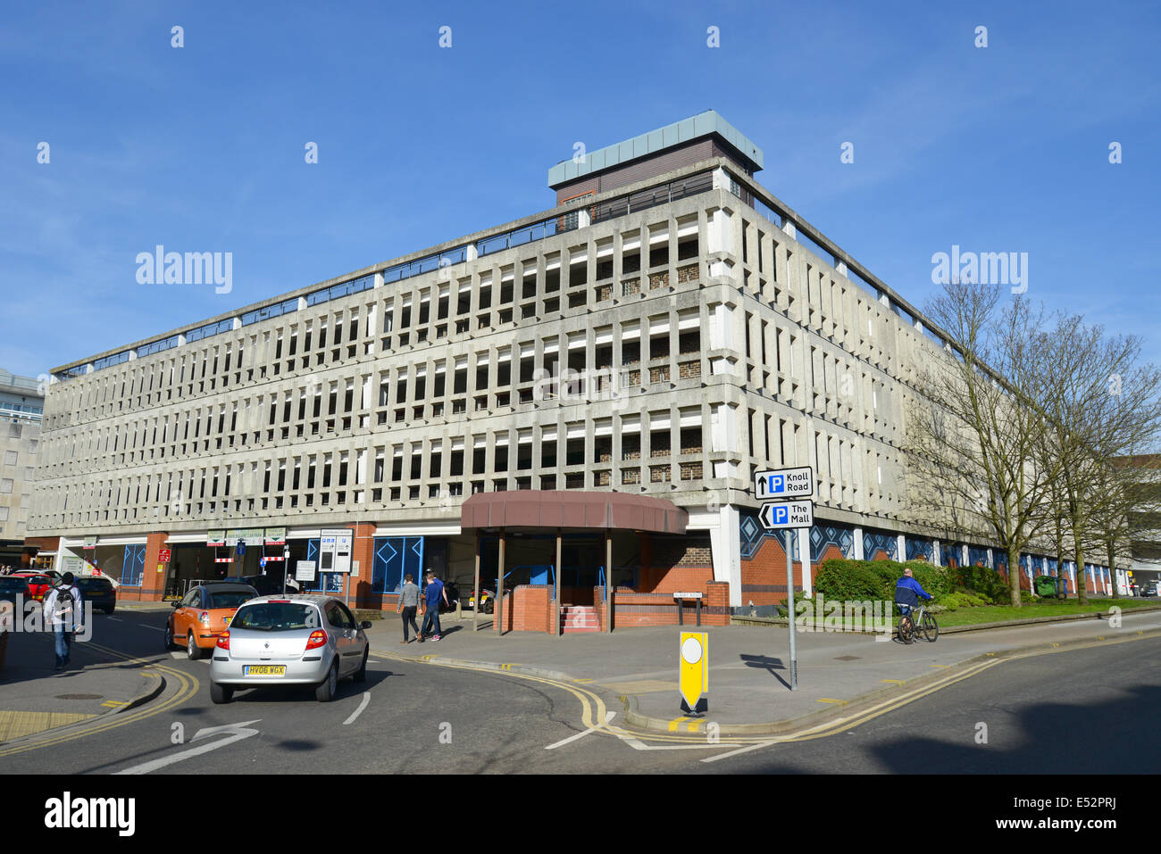 Main square car park pembroke hires stock photography and images Alamy