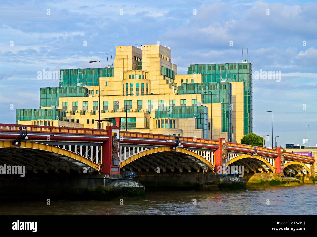 View of the headquarters of the British Secret Intelligence Service (SIS) also known as MI6 showing the River Thames, London, UK Stock Photo