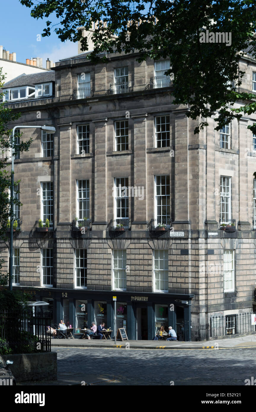 Edinburgh New Town. Street scene on the corner of North West Circus