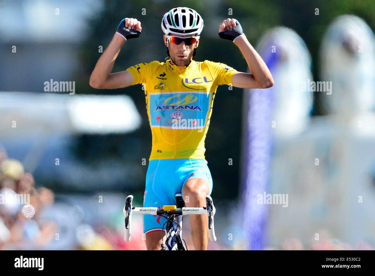 18.07.2014. St Etienne to Chamrousse, France. Tour de France Cycling Tour, stage 13. NIBALI Vincenzo (ITA - Astana Pro team) celebrates the victory during stage 13 Stock Photo