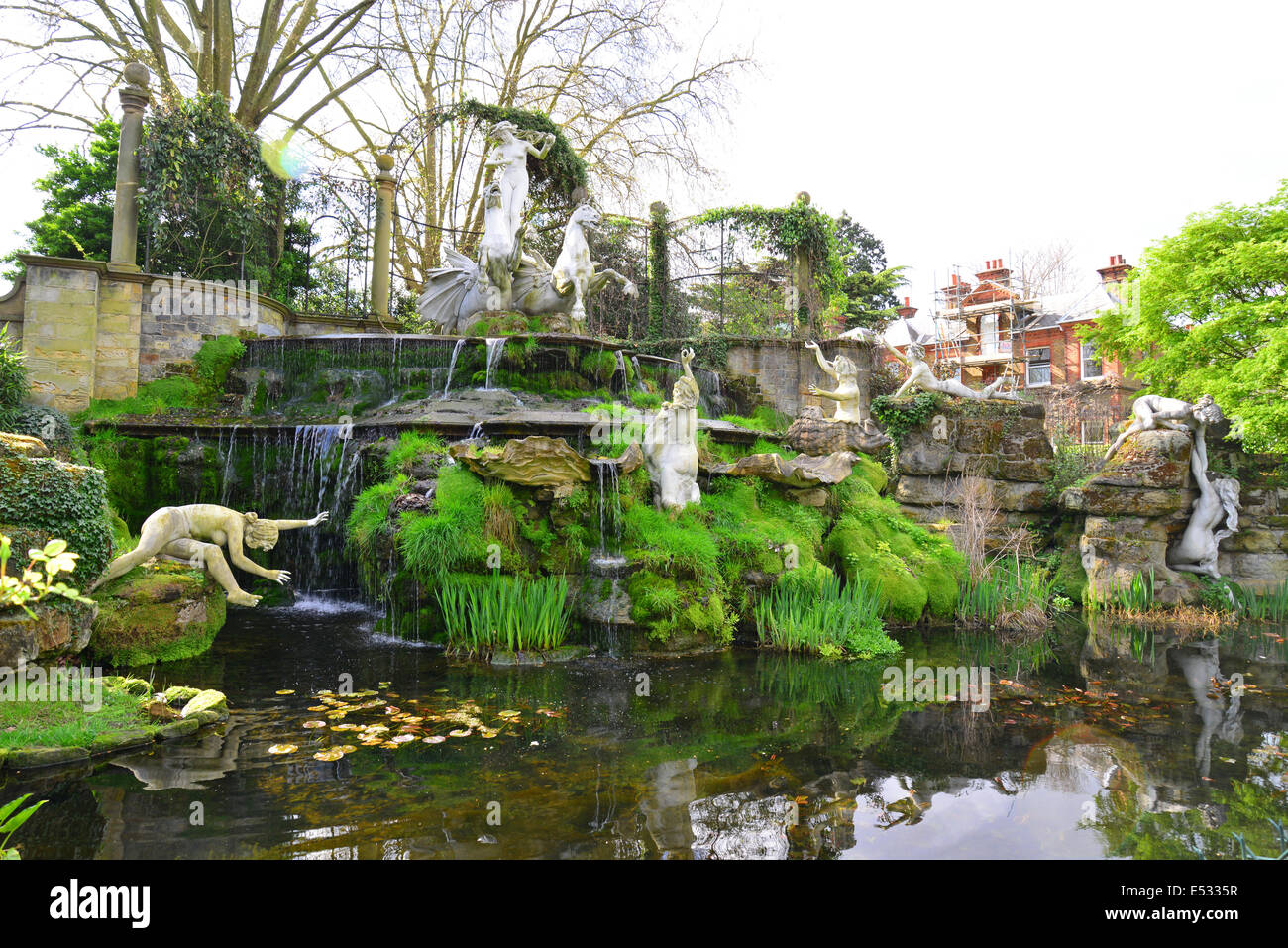 The Italian Statues fountain, York House, Twickenham, Borough of