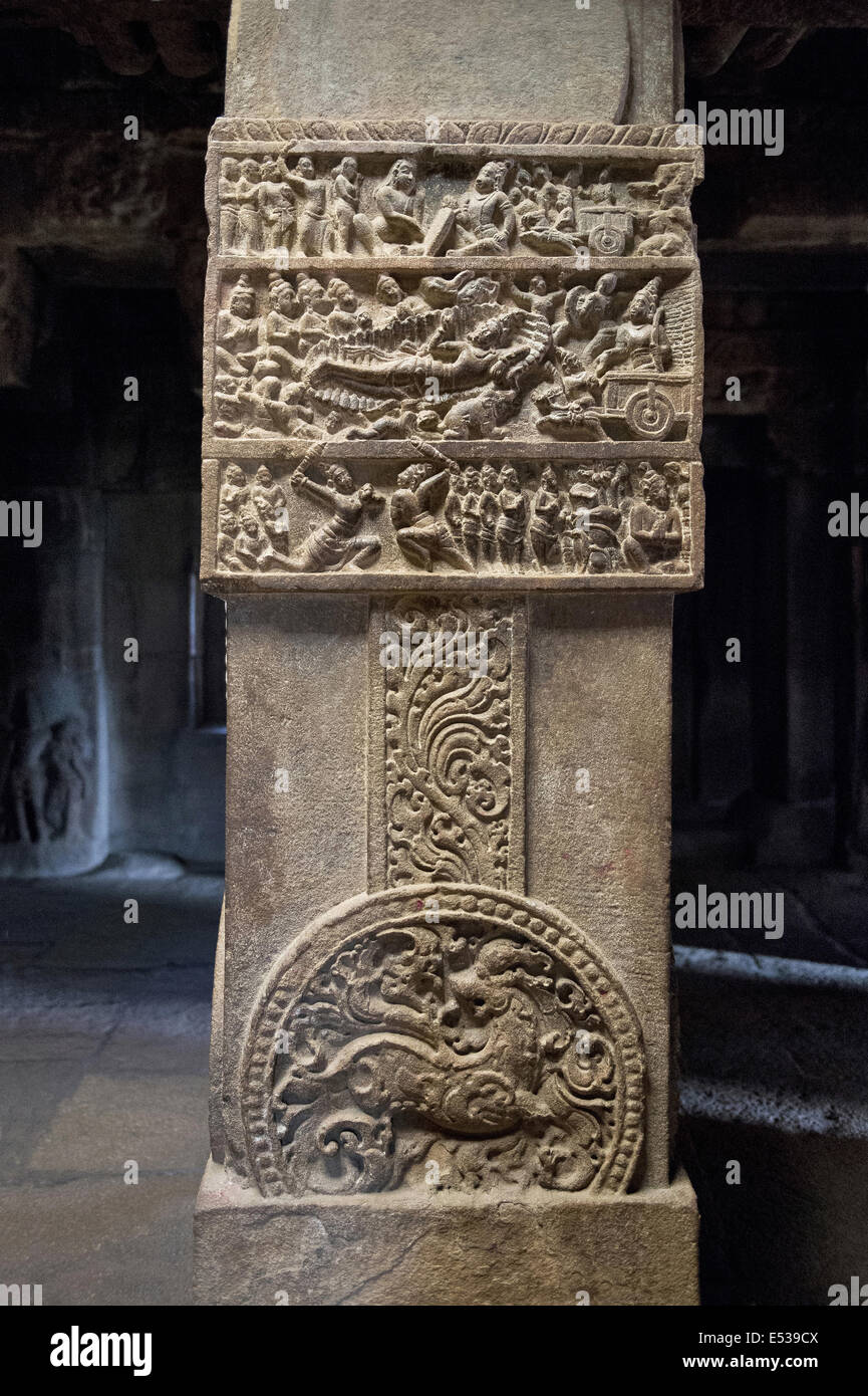 Pillar details with relief sculptures,  Bhishma on bed of arrows, Mallikarjuna temple, Pattadakal, Karnataka , India Stock Photo