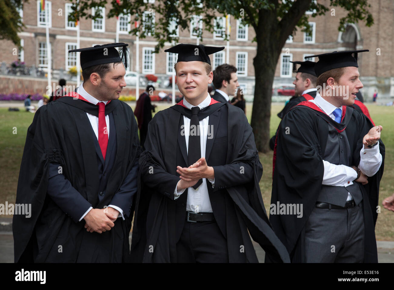 Graduating Students From The University of Western England (UWE) At Their Degree Ceremony At Bristol Cathedral, Bristol, England Stock Photo