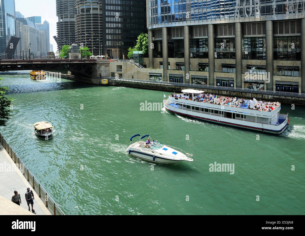 Architectural tour guide boat cruising the Chicago River. Stock Photo