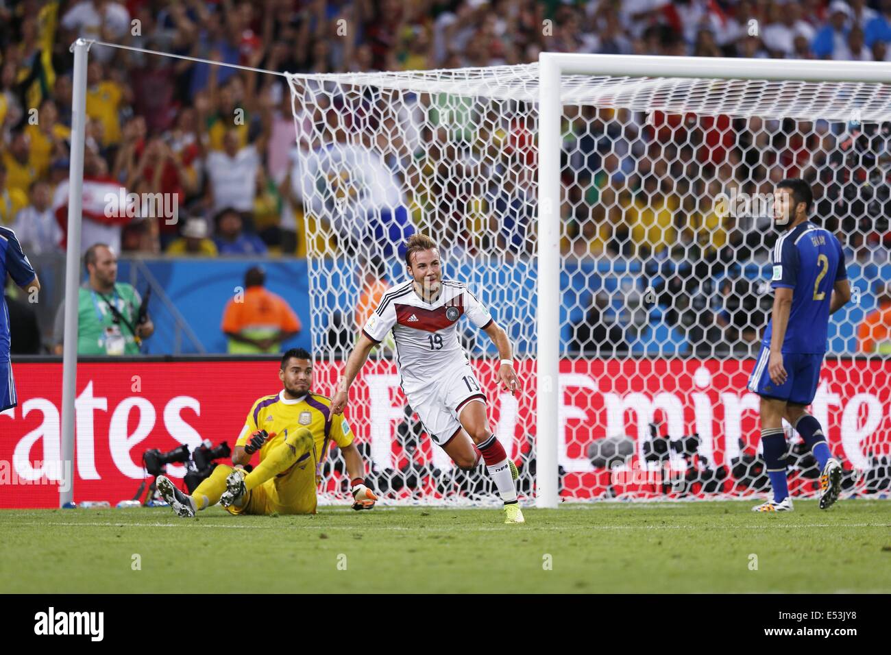 fifa-world-cup-2014-mario-goetze-hi-res-stock-photography-and-images