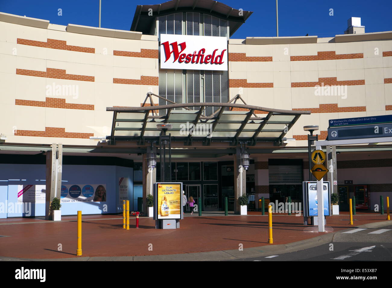 the Westfield owned and managed warringah mall shopping mall/centre on