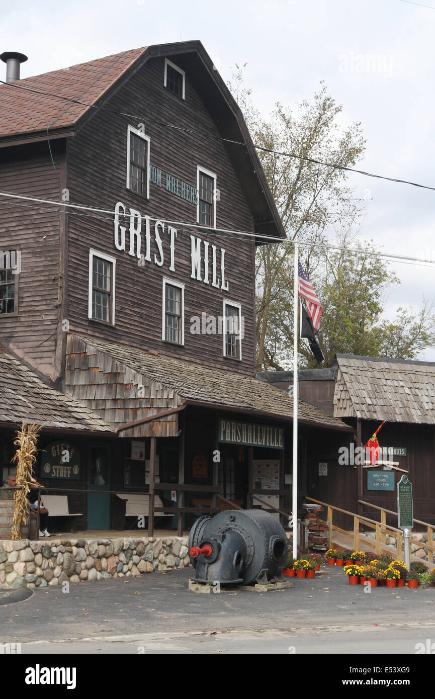 Tom Walker's Grist Mill. Parshallville, Michigan, USA Stock Photo Alamy