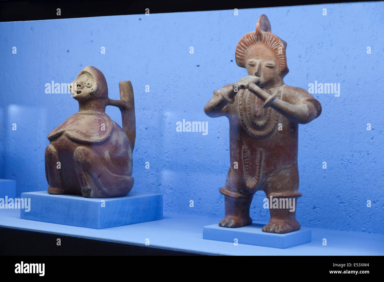 Figures on display at the Rufino Tamayo Museum of Pre-Hispanic Art in the Centro Historico Stock Photo