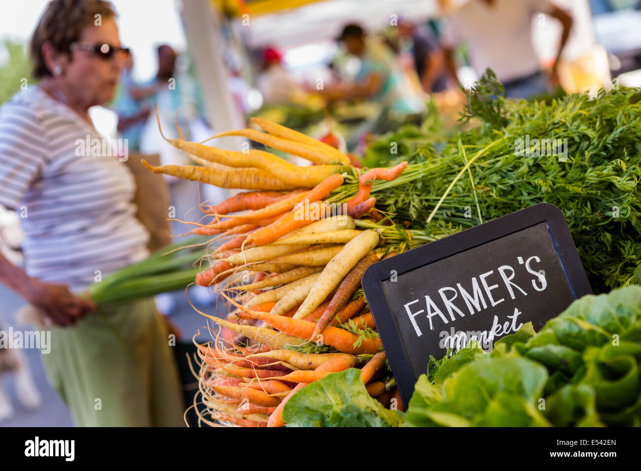 Fresh organic produce on sale at the local farmers market Stock Photo ...