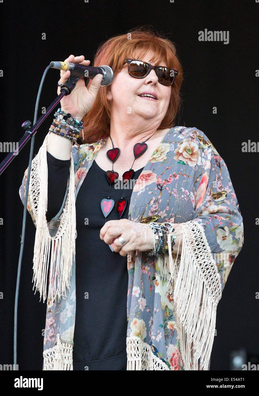 Berlin, Germany. 19th July, 2014. Scottish singer Maggie Reilly performs at the Broadcast Open Air 2014 festival in Berlin on 19 July 2014. Credit:  dpa picture alliance/Alamy Live News Stock Photo