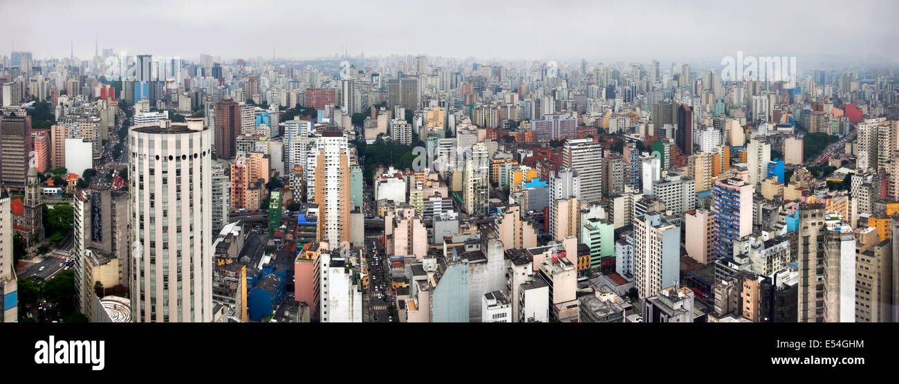 Brazil, Sao Paulo 2013 - Sao Paulo skyline, view form rooftop restaurant and observation deck Edificio Italia (Italy Building) Stock Photo