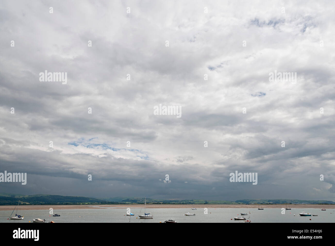 aberdovey wales view over the river dovey with boats floating in the water Stock Photo