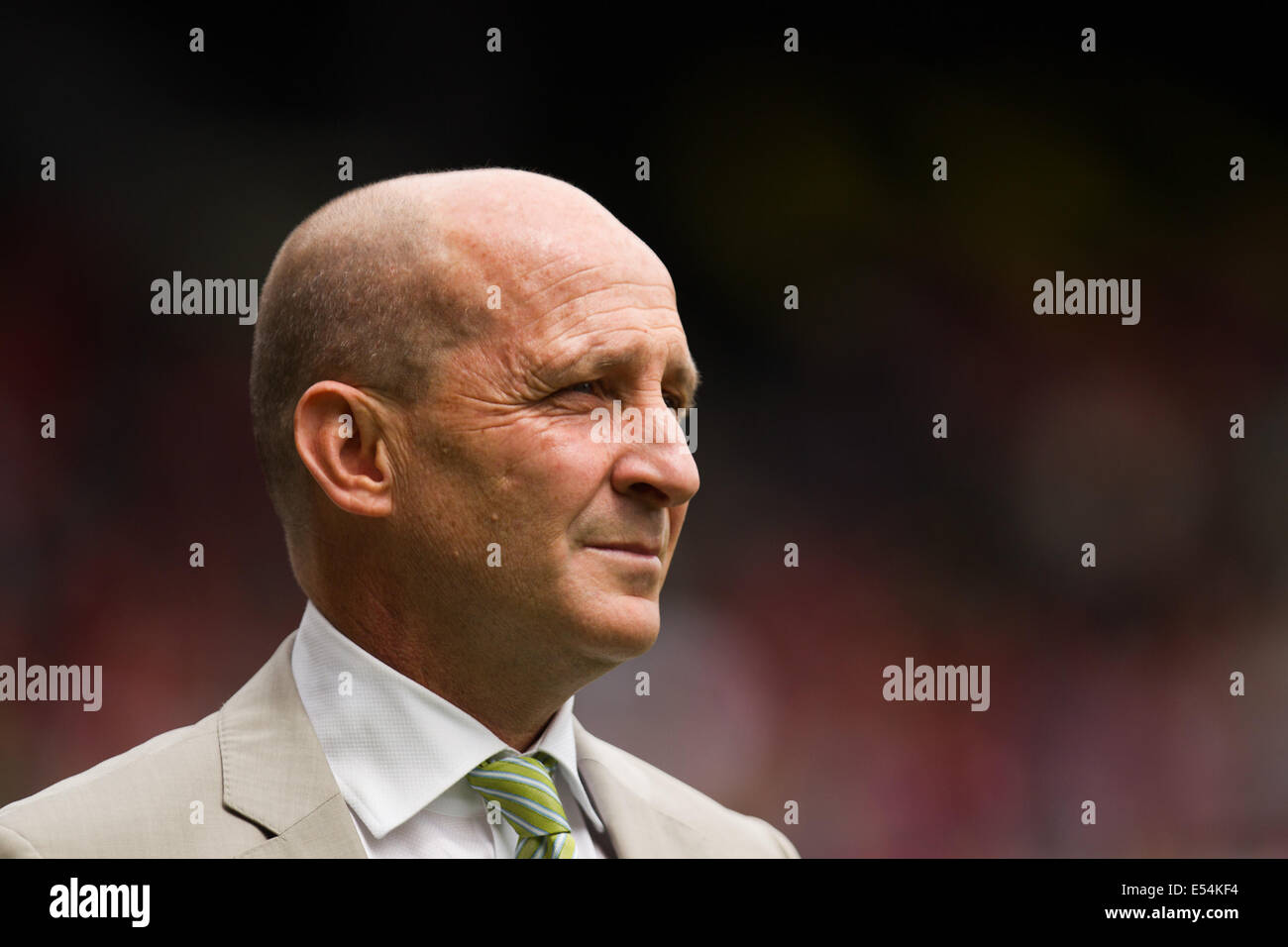 Portland head coach Paul Riley before the game. The Portland Thorns FC ...