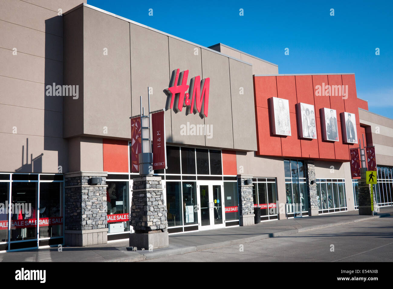 The exterior of an H&M (Hennes & Mauritz) store at South Edmonton Common in  Edmonton, Alberta, Canada Stock Photo - Alamy