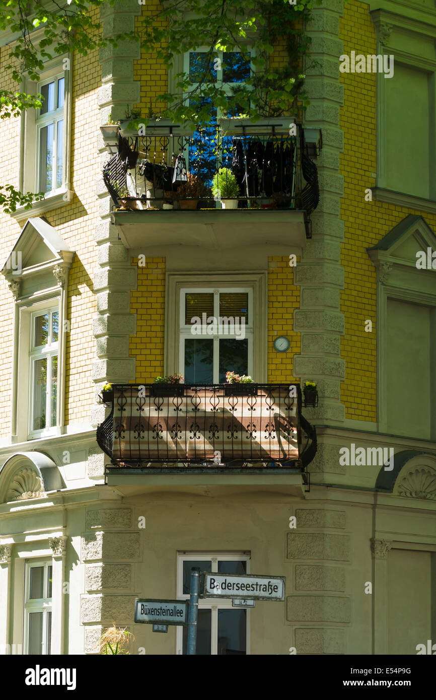Detail of the facade of a house in the prestigious area of Berlin - Grunau. District Treptow-Koepenick. Stock Photo