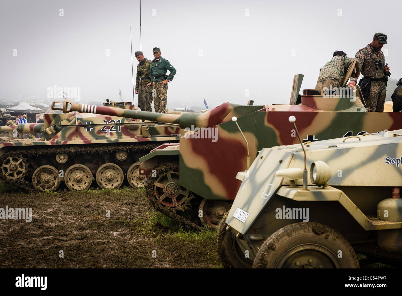 Westenhanger, Kent, UK. 20th July, 2014. 'The War And Peace Revival' event at Westenhanger. Featuring war re-enactments, fancy dress, actual and replica memorabilia, and more. Credit:  Tom Arne Hanslien/Alamy Live News Stock Photo