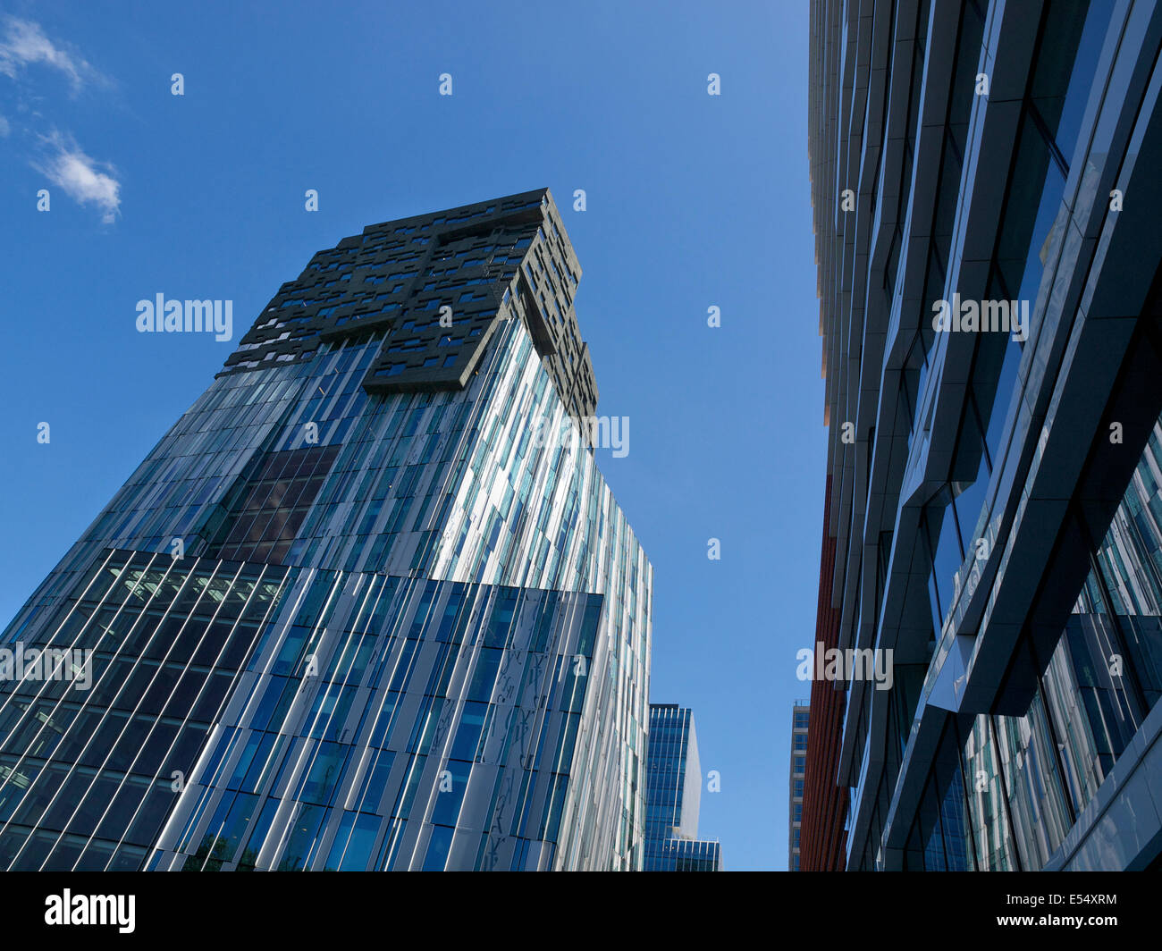 contemporary architecture on the Zuidas in Amsterdam, tower of de Brauw trading Stock Photo